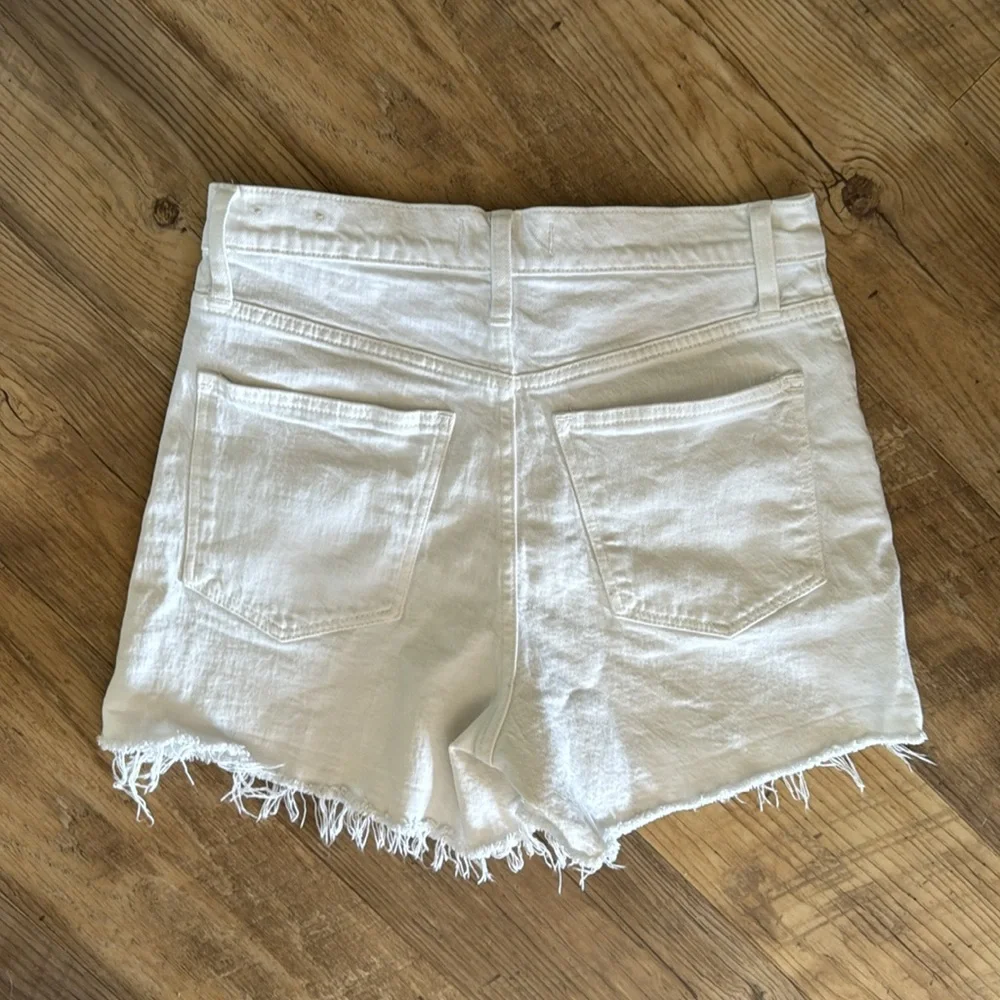 Madewell White Denim High Rise Cut Off Shorts Size 27 - Picture 4 of 7